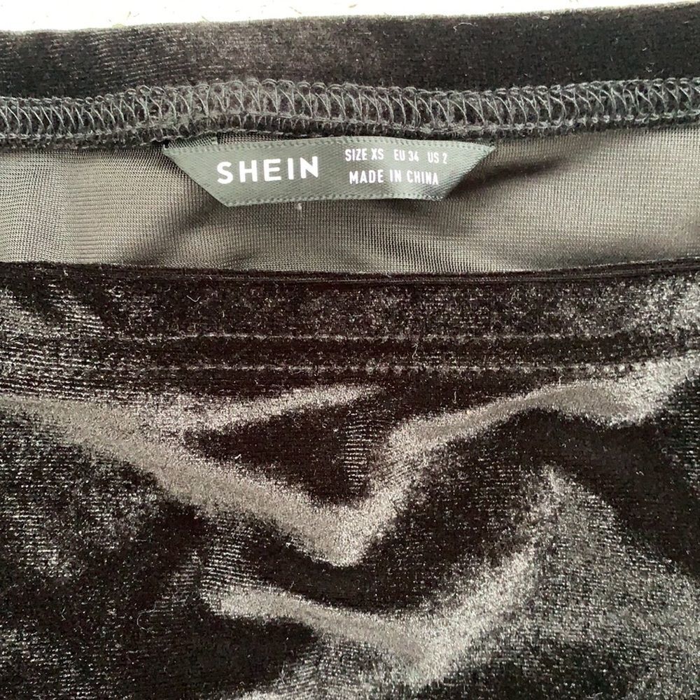 SHEIN Crop Top - Picture 4 of 4